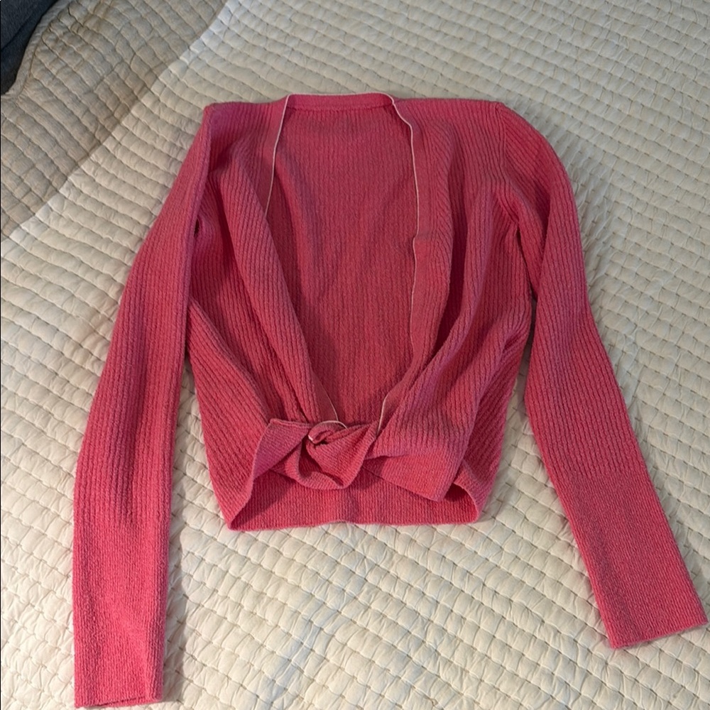 Jacquemus
Women's Pink Noue Twist-front Bouclé-knit Cotton-blend Sweater